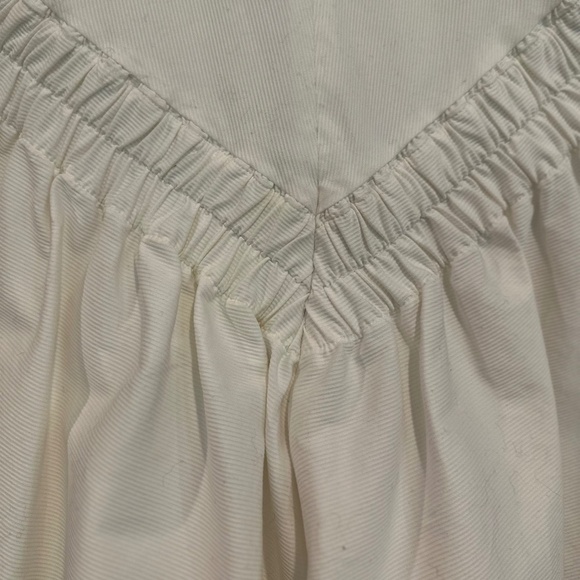 ZERO + MARIA CORNEJO White Vest w/ Gathered Sleeves & V Back Design - Size 10 - Picture 12 of 13